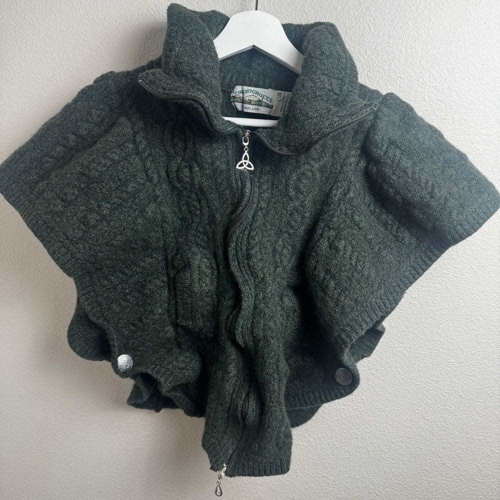 Aran Crafts Merino Wool Cable Knit Zip Poncho Size S/M Relaxed Green Irish Cape